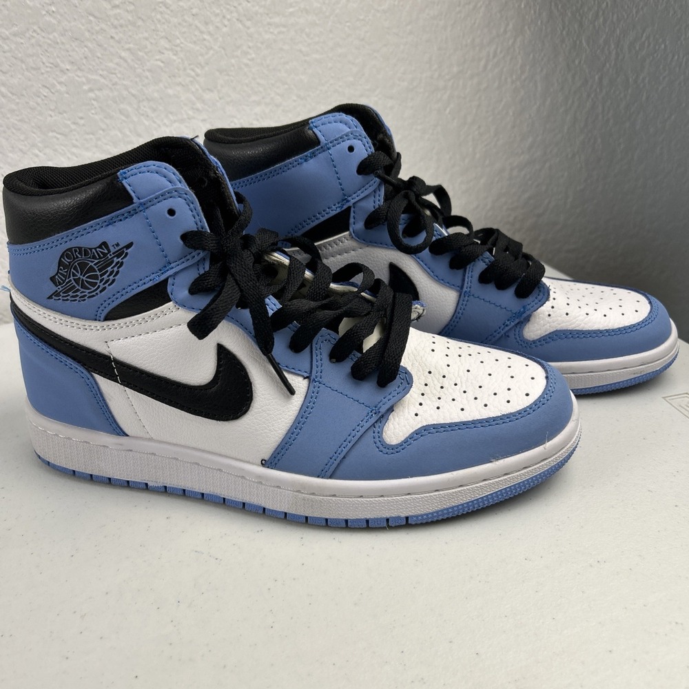Nike Air Jordan 1 Retro High OG University Blue Size 7 US UNC 555088-134